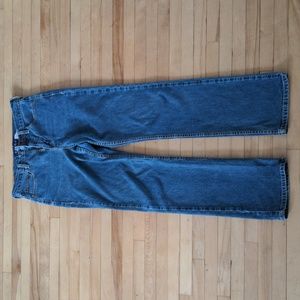 Medium wash highwaisted straight legged jeans